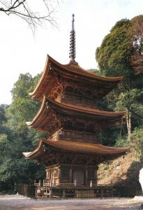 小山寺三重塔