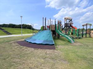児童用複合遊具